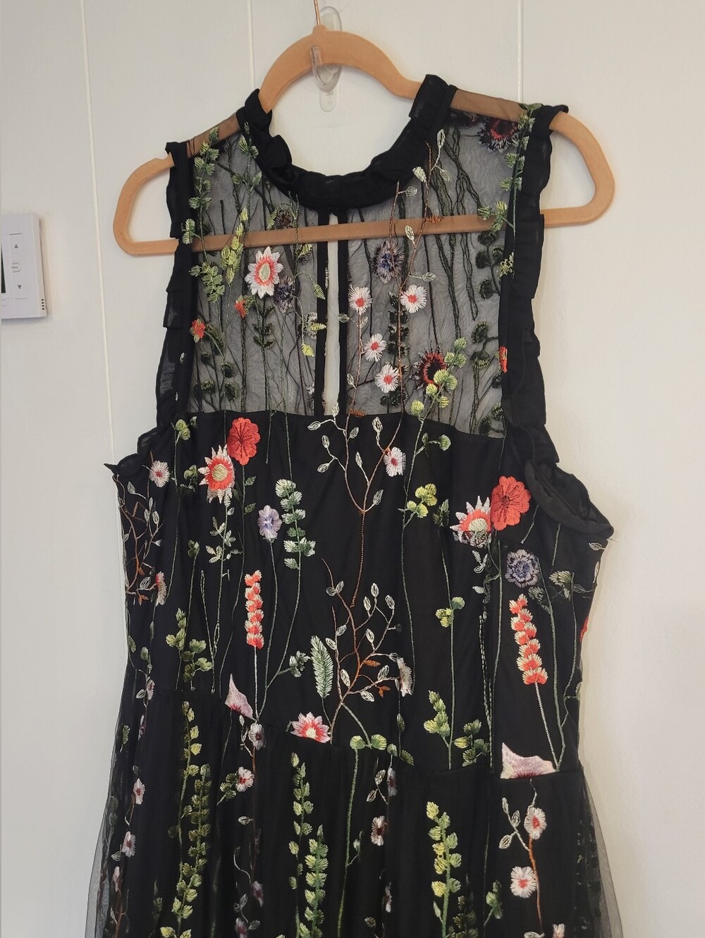 City Studio Black Maxi Dress with Multicolor Floral Embroidery - Picture 5 of 14